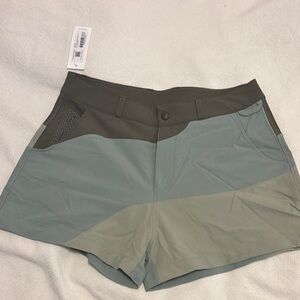 Outdoor voices NWT Women's Two-Tone Athletic Shorts